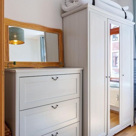 Beliebt: Zentrales & Ruhiges Innenstadtapartment Halle  Bagian luar foto