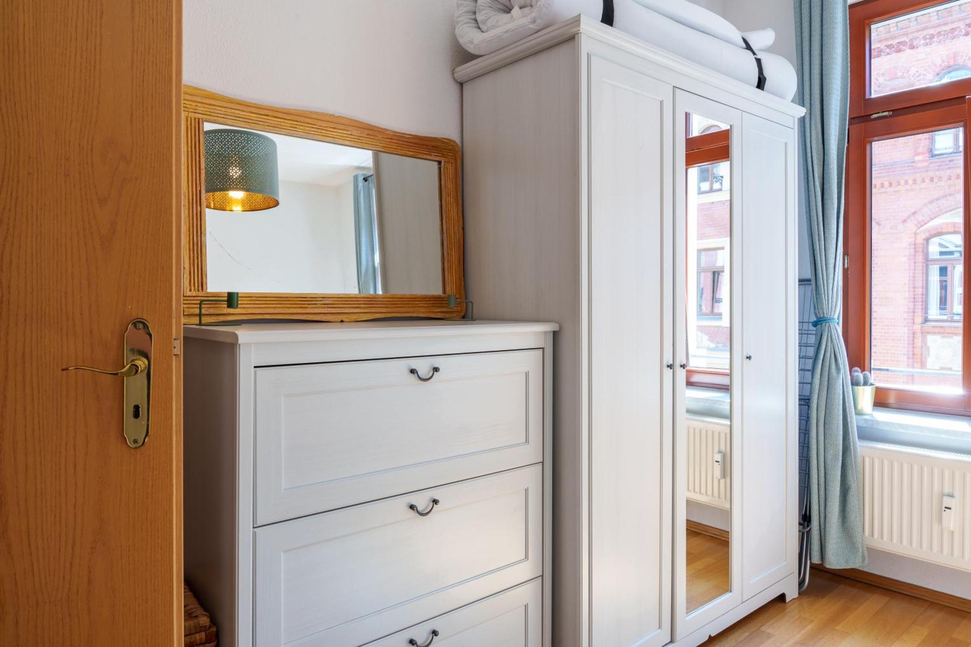 Beliebt: Zentrales & Ruhiges Innenstadtapartment Halle  Bagian luar foto