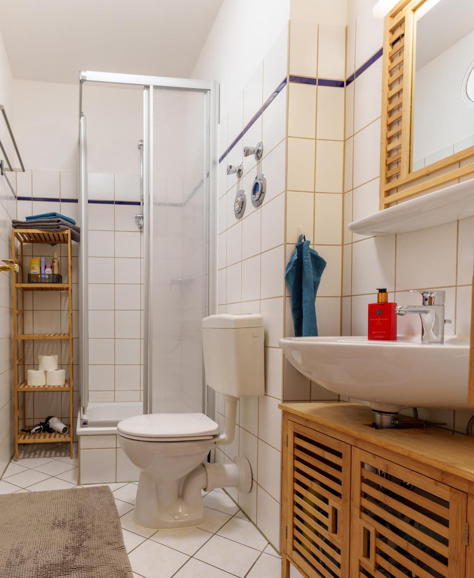 Beliebt: Zentrales & Ruhiges Innenstadtapartment Halle  Bagian luar foto